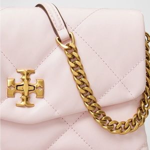 NEW Tory Burch
Kira Small Diamond Quilted Convertible Shoulder Bag Color RoseNEW